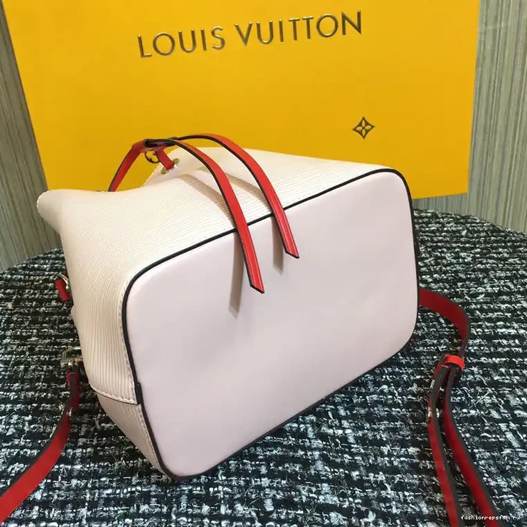 Fashionrep Bags 204B570034 LV 0821